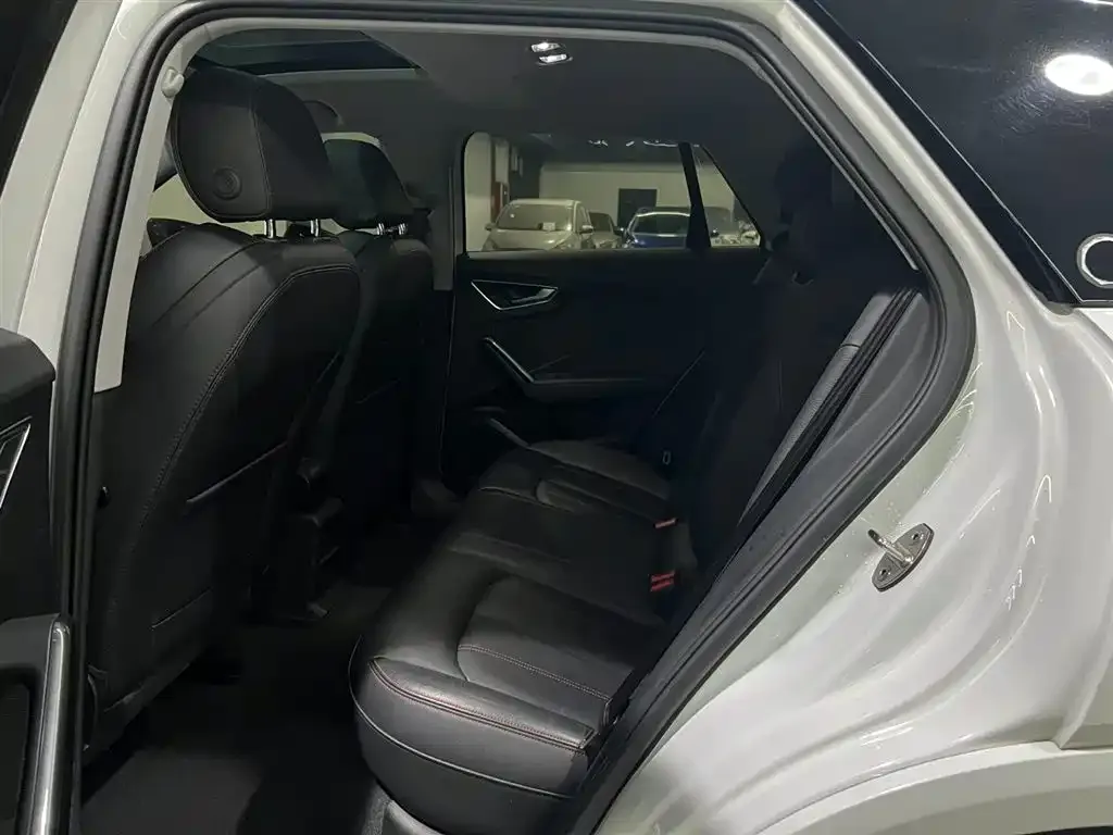 Audi Q2L 2022 из CN, фото 3