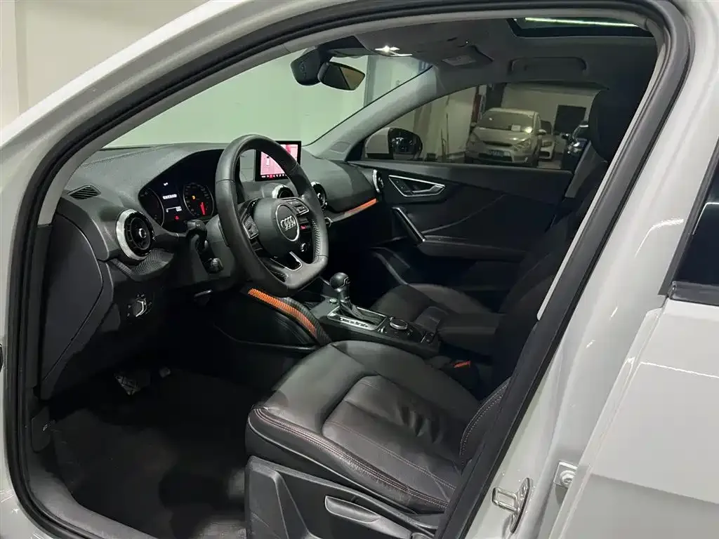 Audi Q2L 2022 из CN, фото 10