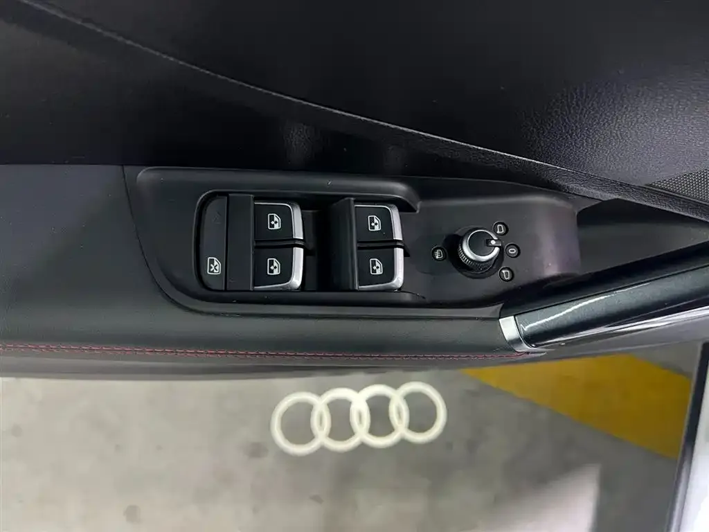 Audi Q2L 2022 из CN, фото 7