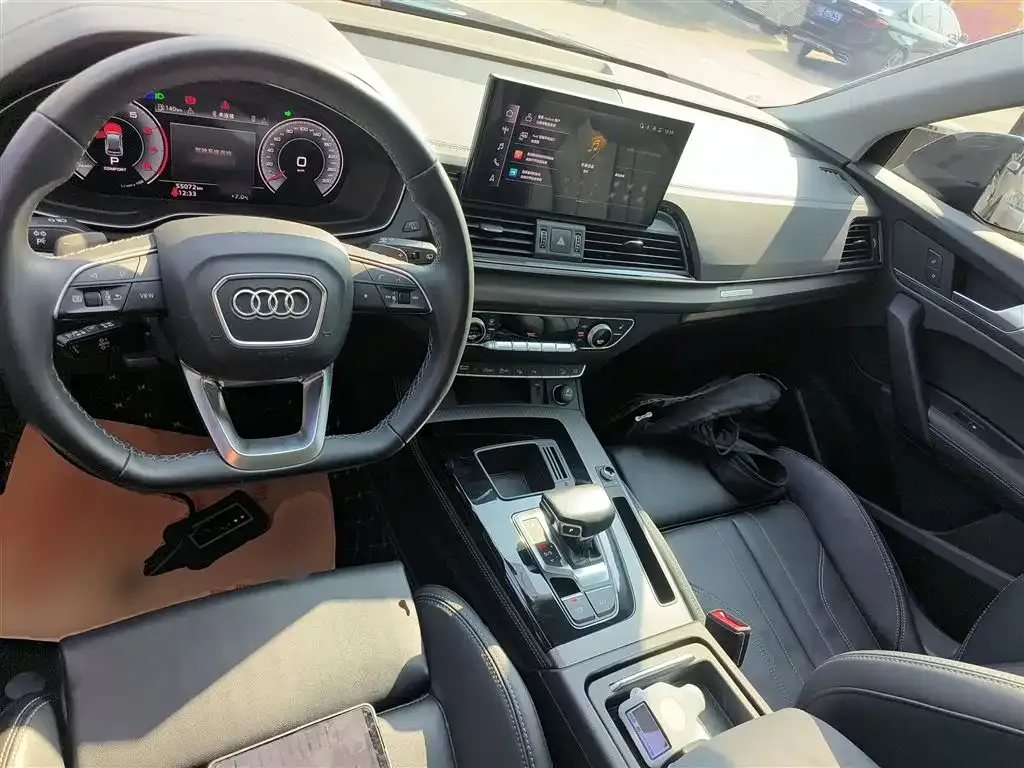 Audi Q5L 2021 из CN, фото 2