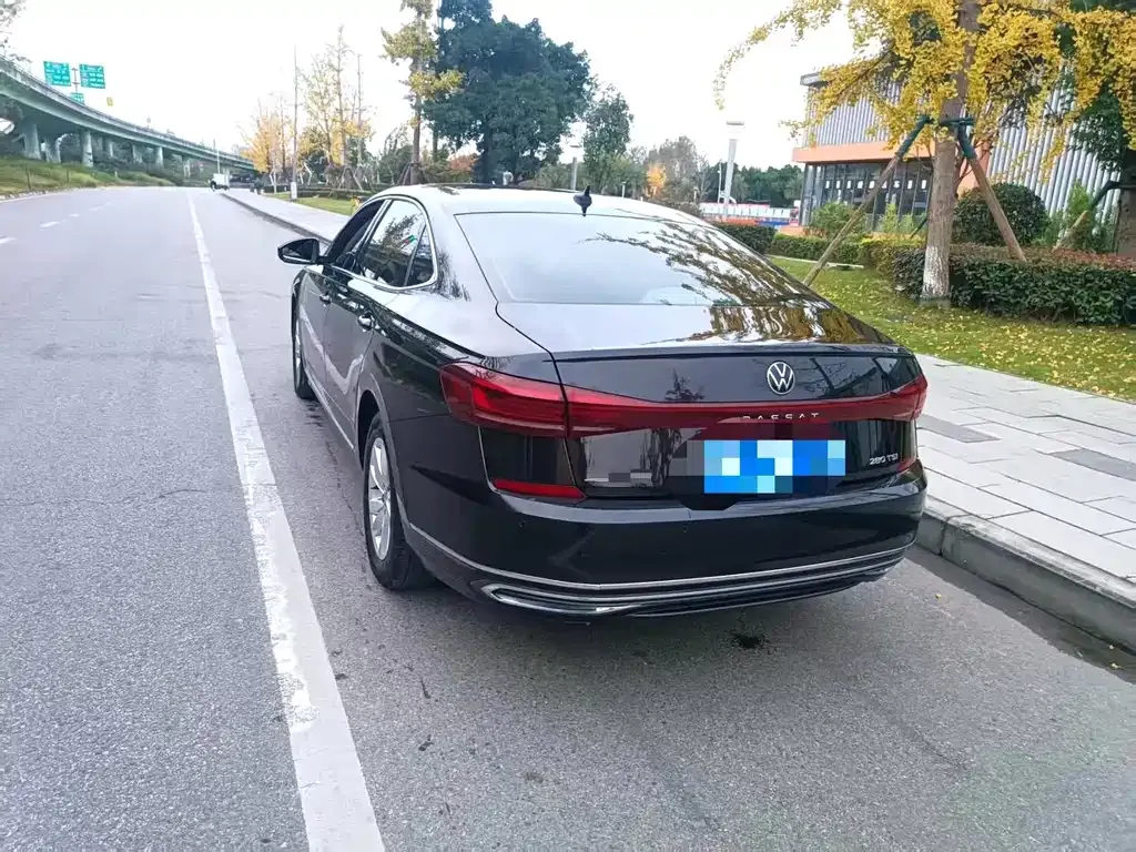 Volkswagen Passat 2022 из CN, фото 9