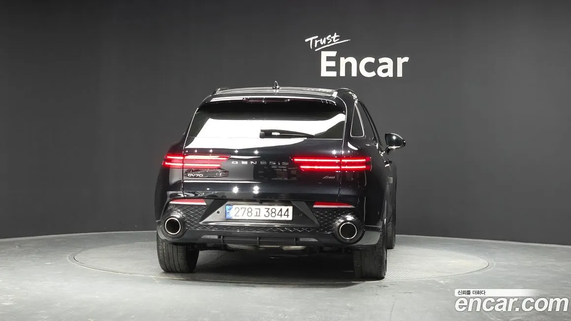 Genesis GV70 — фото 4