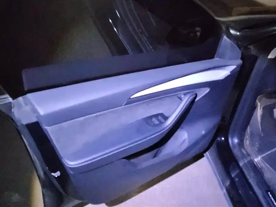 Tesla Model Y 2023 из CN, фото 6