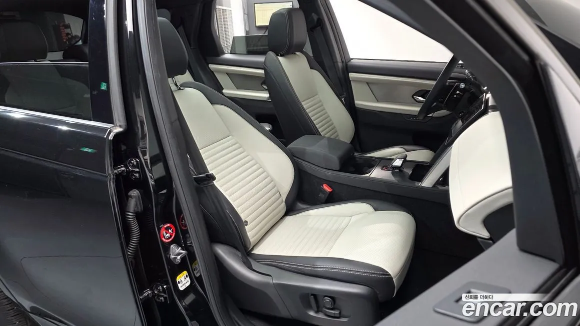 Land Rover Discovery Sport — фото 10