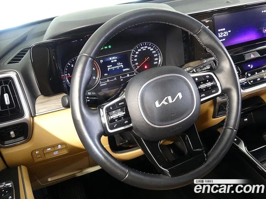 Kia Sorento — фото 9