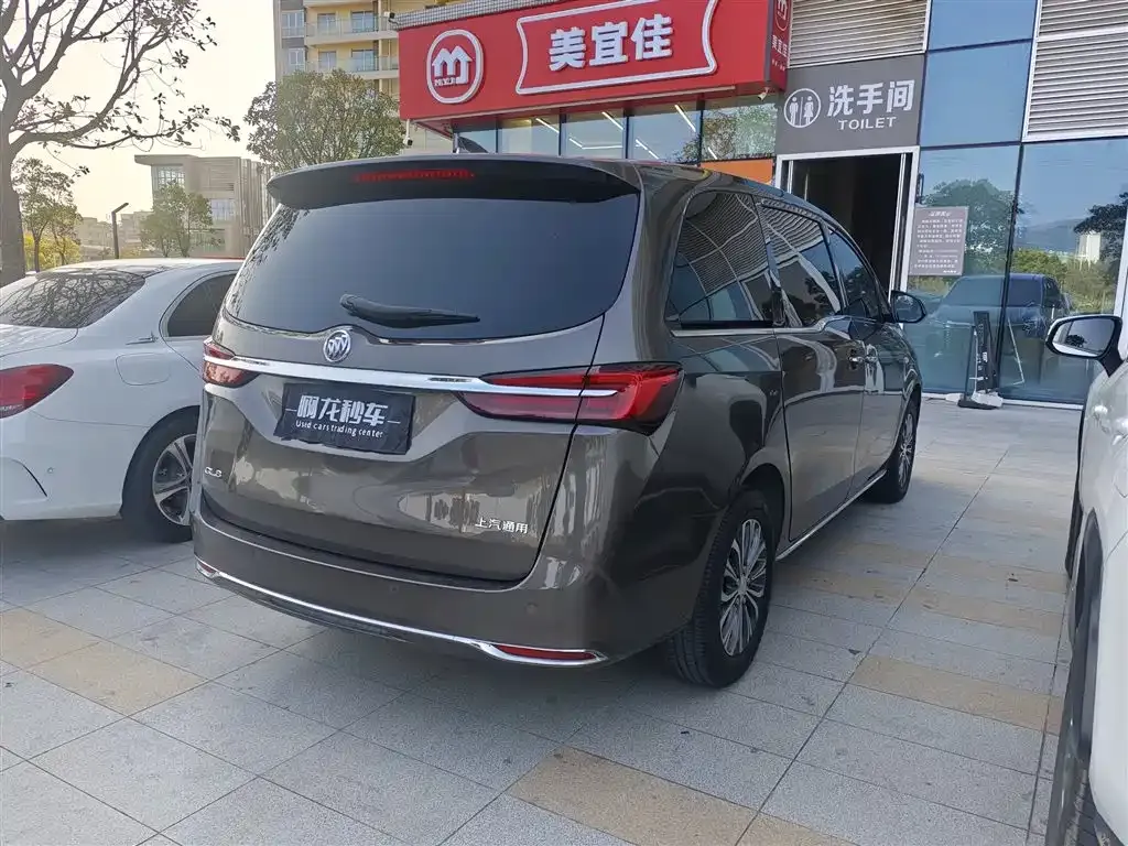 Buick GL8 2025 из CN, фото 4