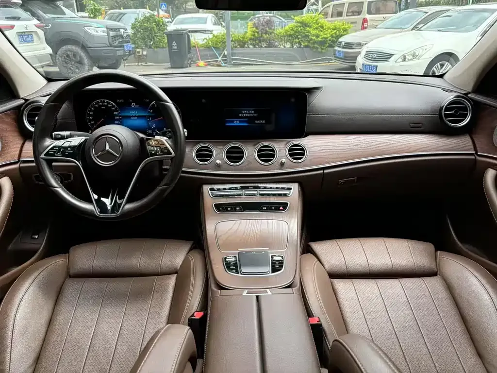 Mercedes-Benz E-Class 2022 из CN, фото 6