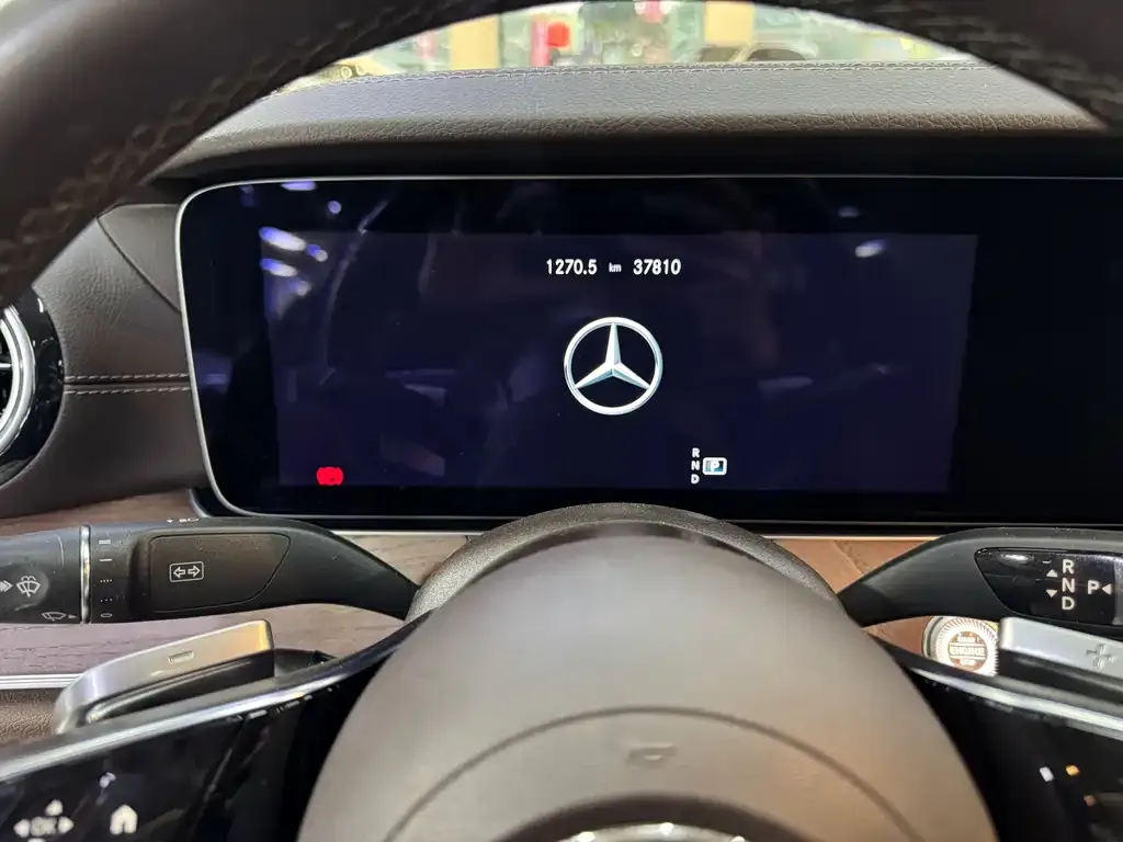 Mercedes-Benz E-Class 2022 из CN, фото 3