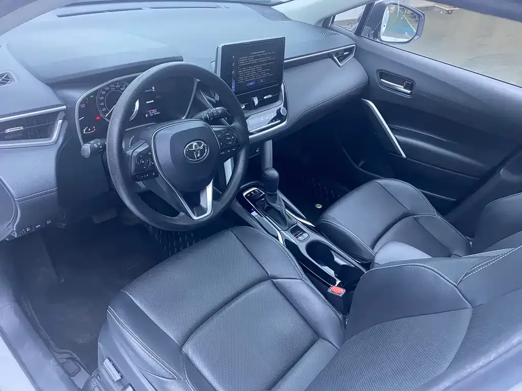 Toyota Frontlander 2022 из CN, фото 8