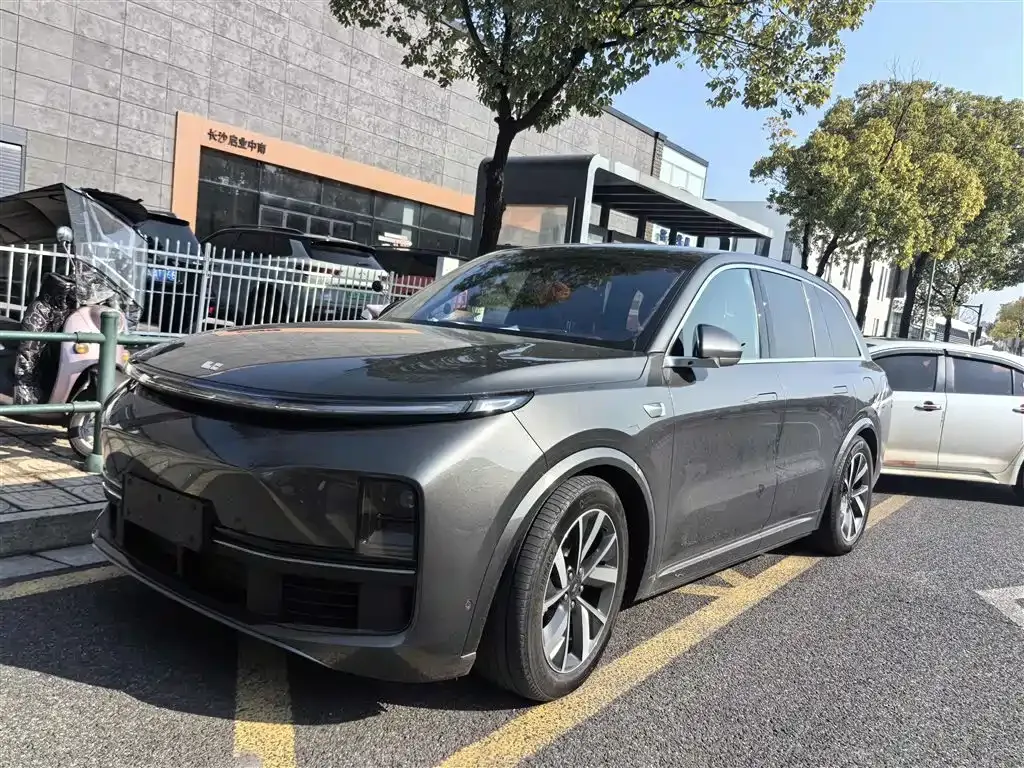 Li Auto L8 2024 из CN, фото 1