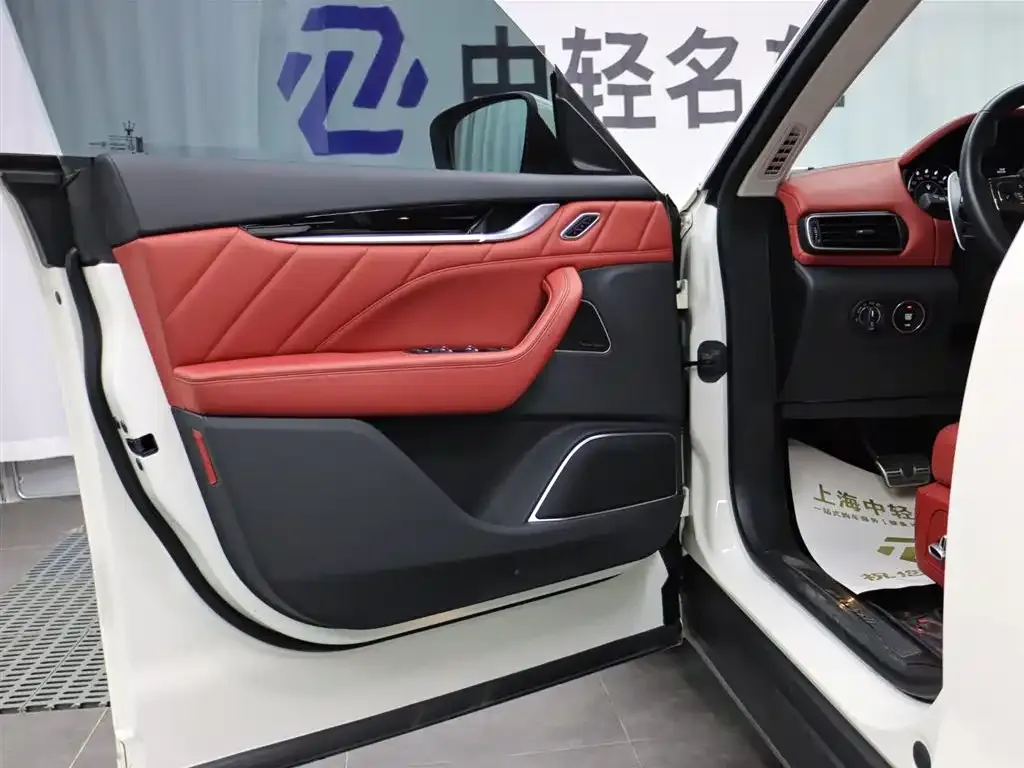 Maserati Levante 2023 из CN, фото 9