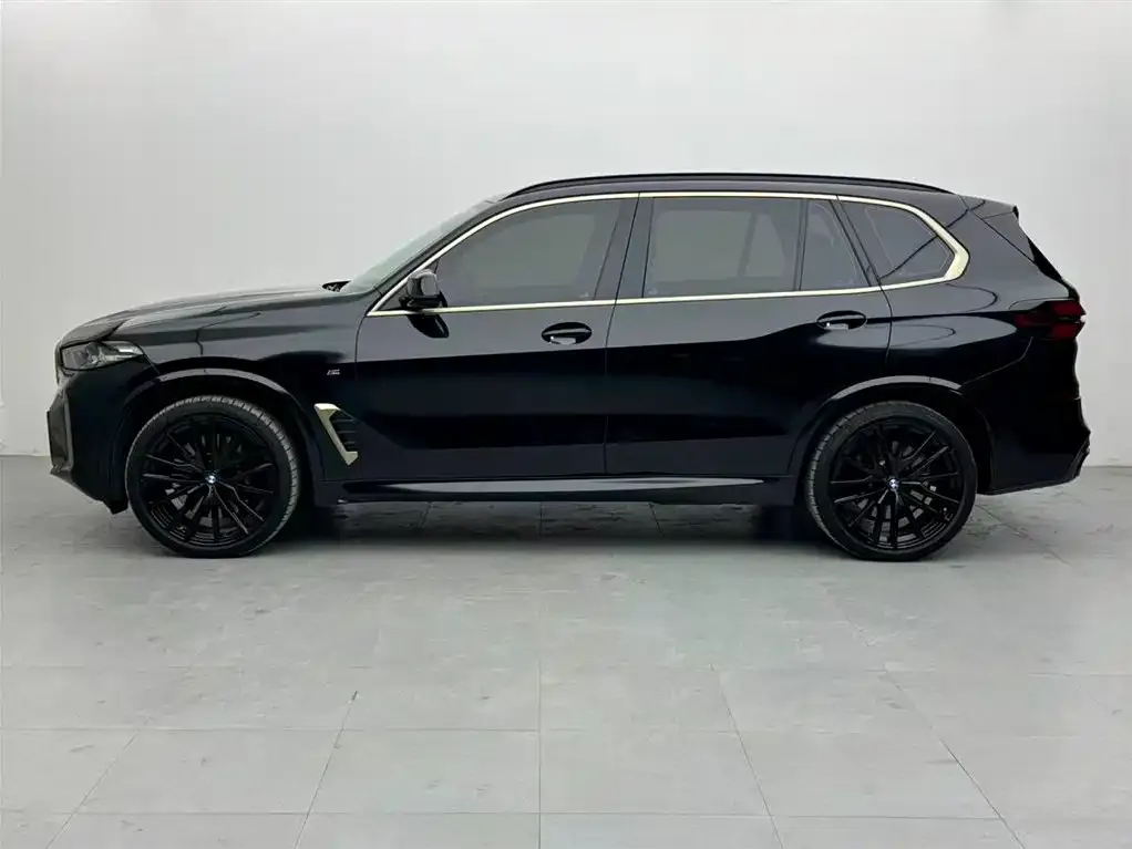 BMW X5 2025 из CN, фото 3