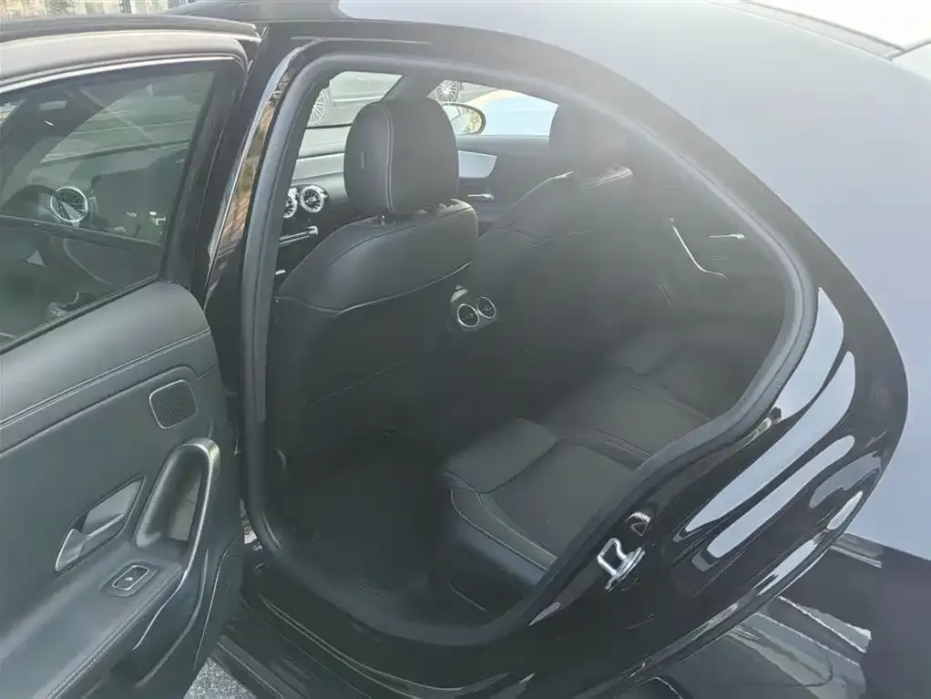Mercedes-Benz A-Class AMG — фото 8