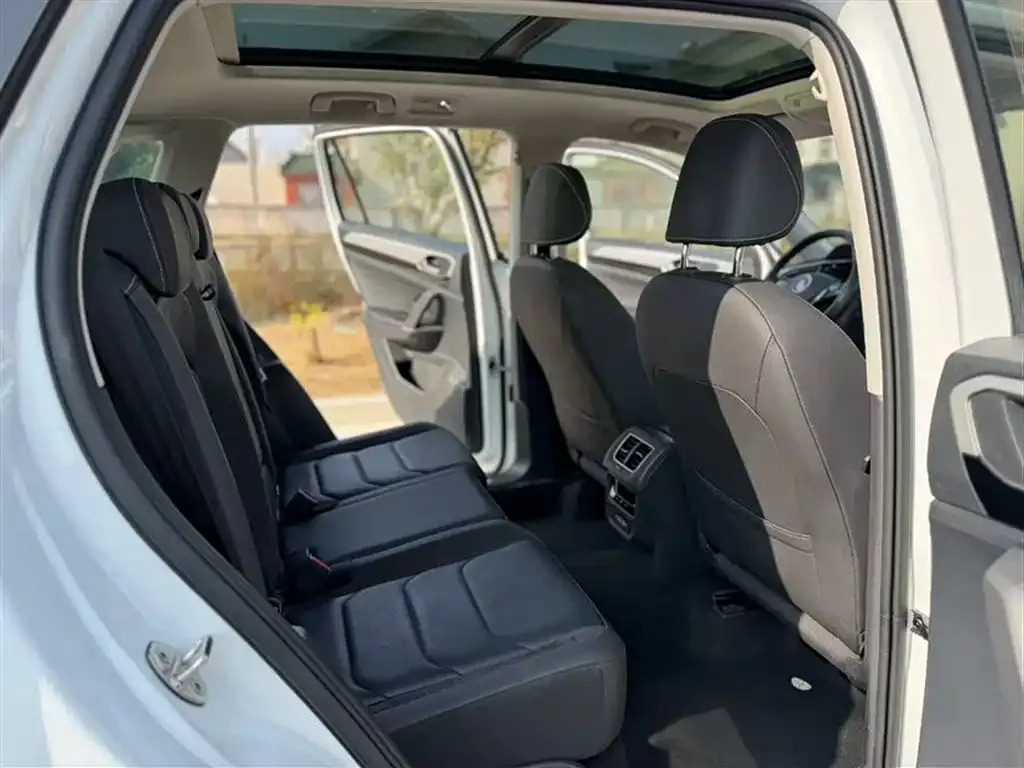 Volkswagen Tayron 2022 из CN, фото 2