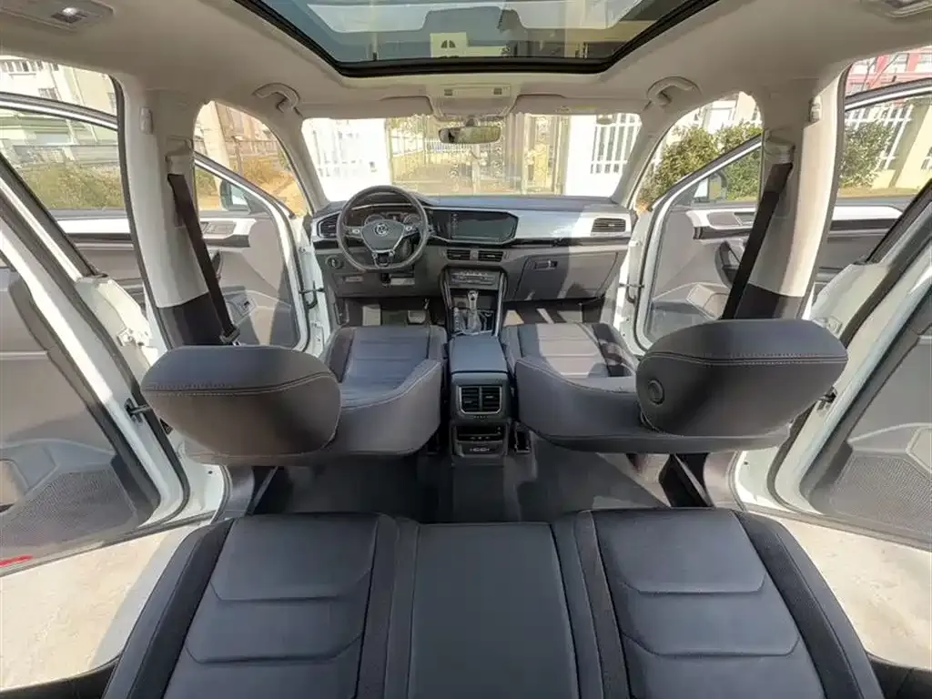 Volkswagen Tayron 2022 из CN, фото 3