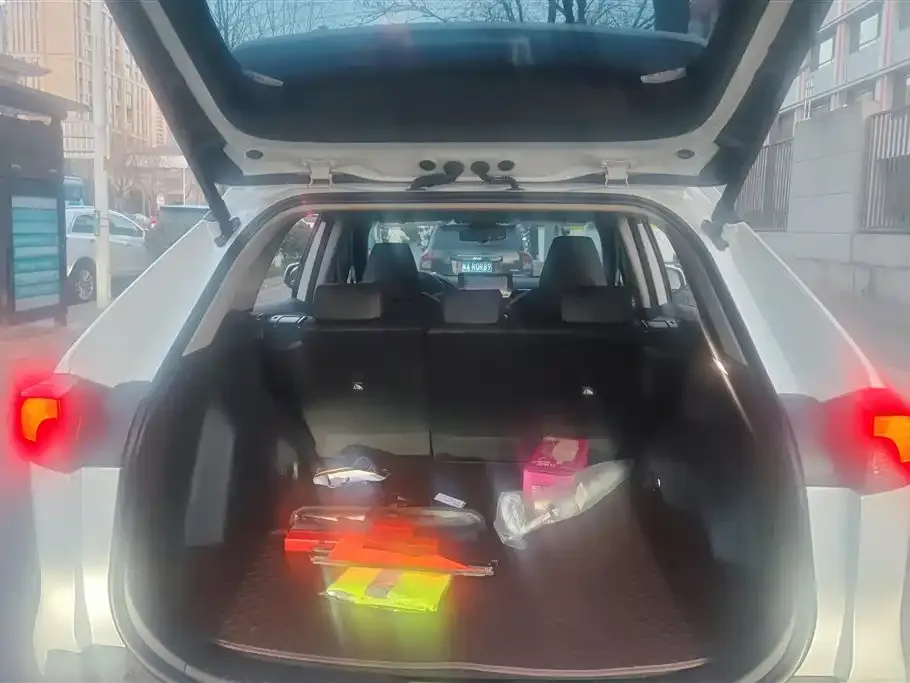 Toyota RAV4 2026 из CN, фото 5