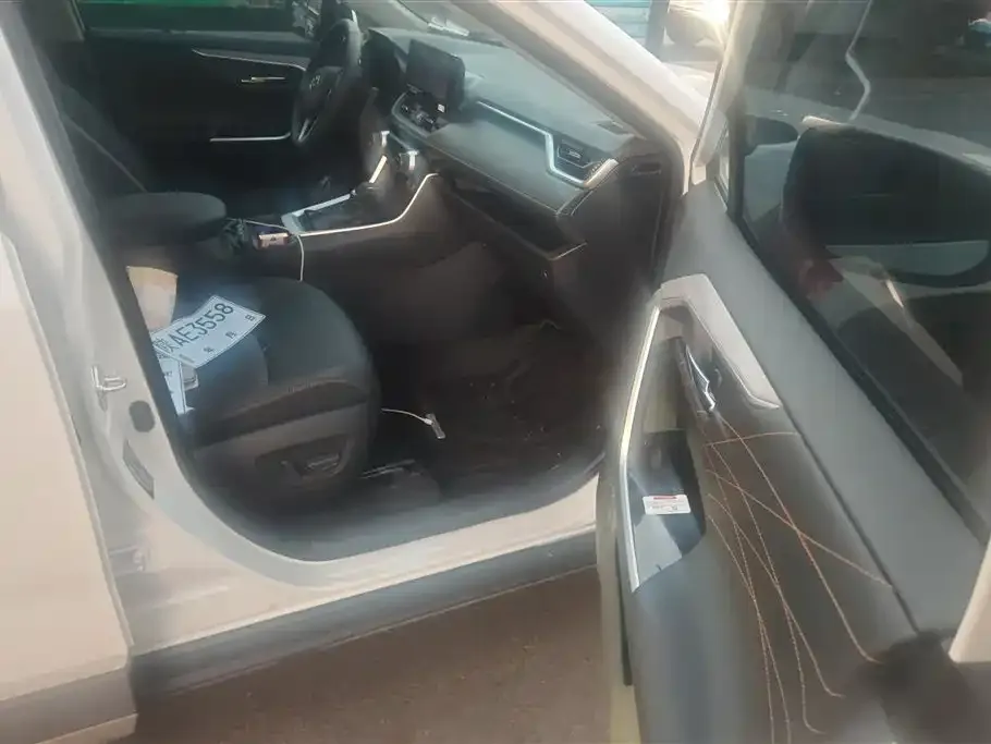 Toyota RAV4 2026 из CN, фото 4