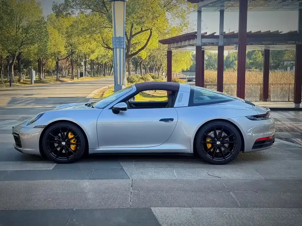 Porsche 911 2022 из CN, фото 8