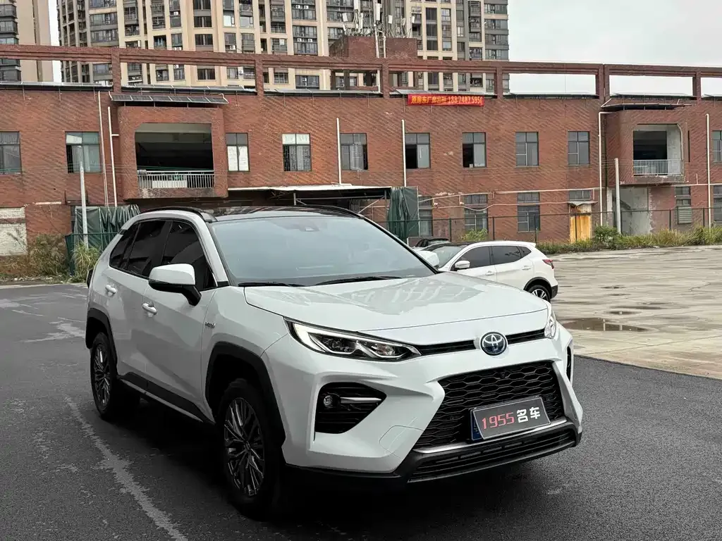 Toyota Wildlander 2024 из CN, фото 3