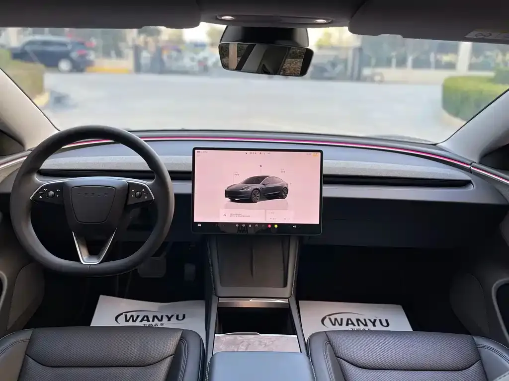 Tesla Model 3 — фото 3