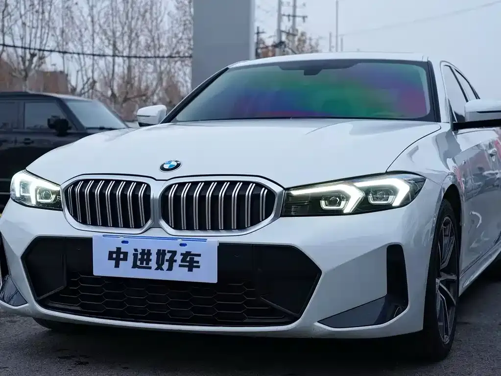 BMW 3 Series 2024 из CN, фото 1