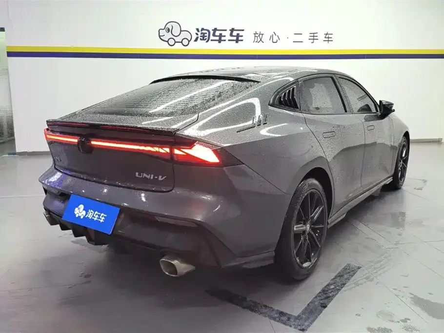 Changan UNI-V 2023 из CN, фото 9