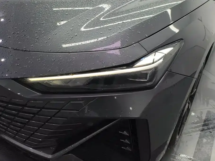 Changan UNI-V 2023 из CN, фото 8