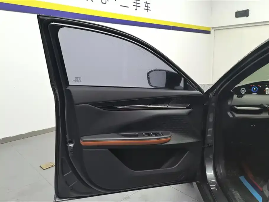 Changan UNI-V 2023 из CN, фото 4