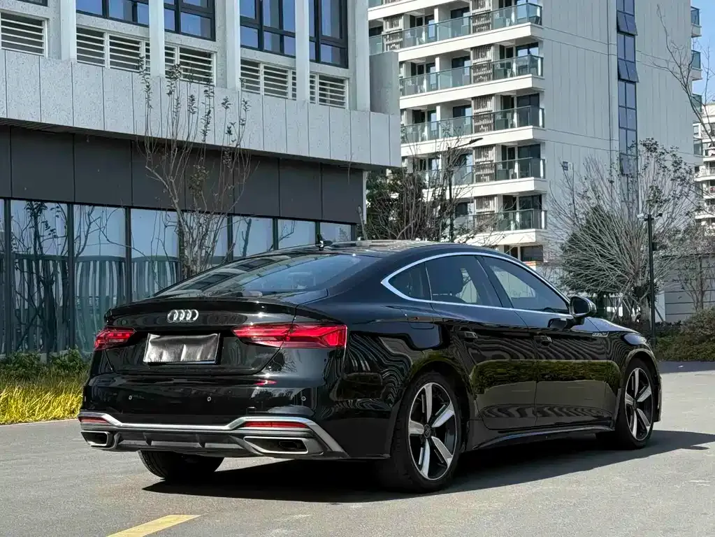 Audi A5 (Import) 2021 из CN, фото 3