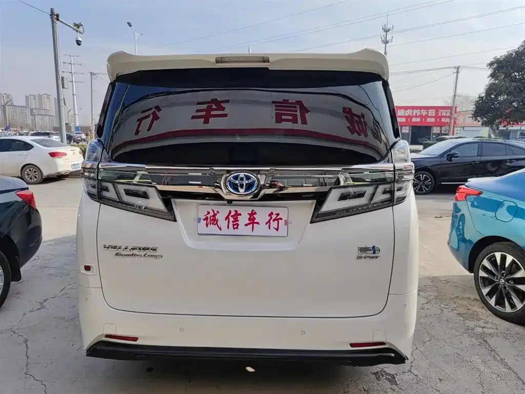 Toyota Alphard 2021 из CN, фото 10