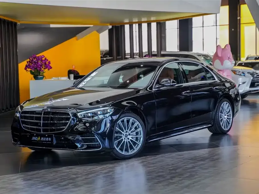 Mercedes-Benz S-Class — фото 1