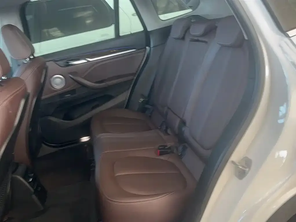 BMW X1 2022 из CN, фото 4