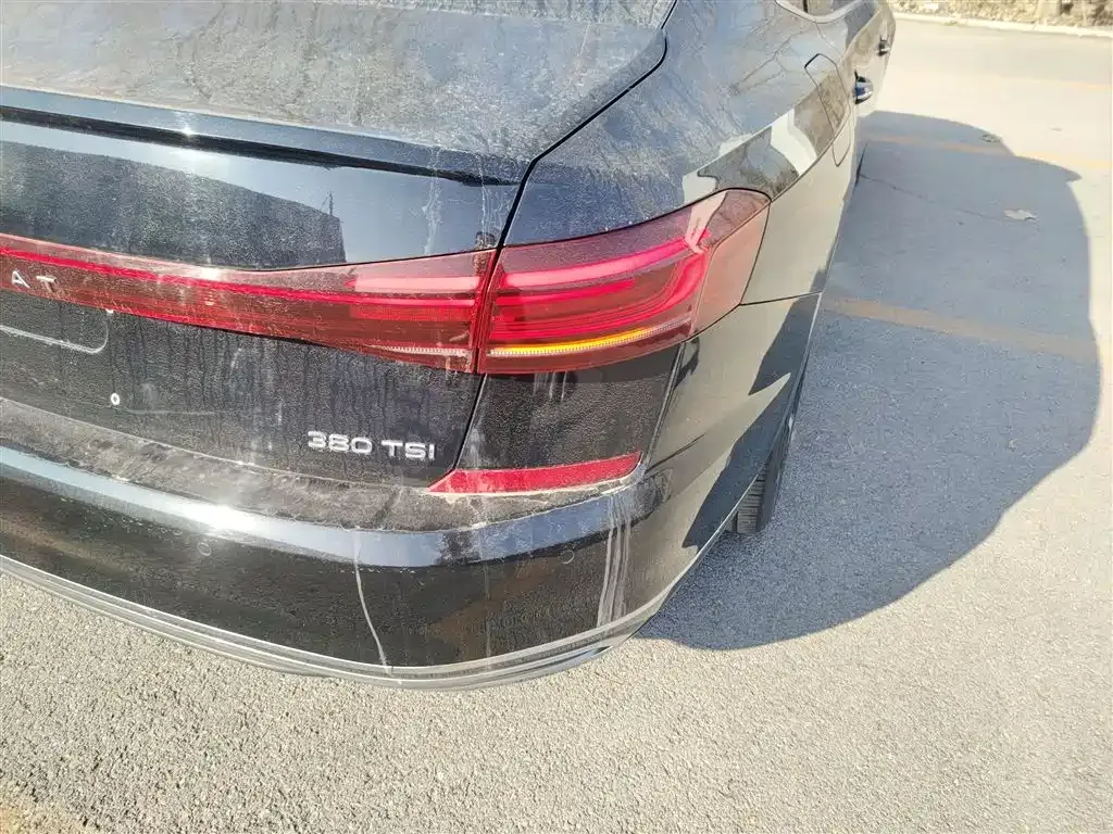 Volkswagen Passat — фото 10
