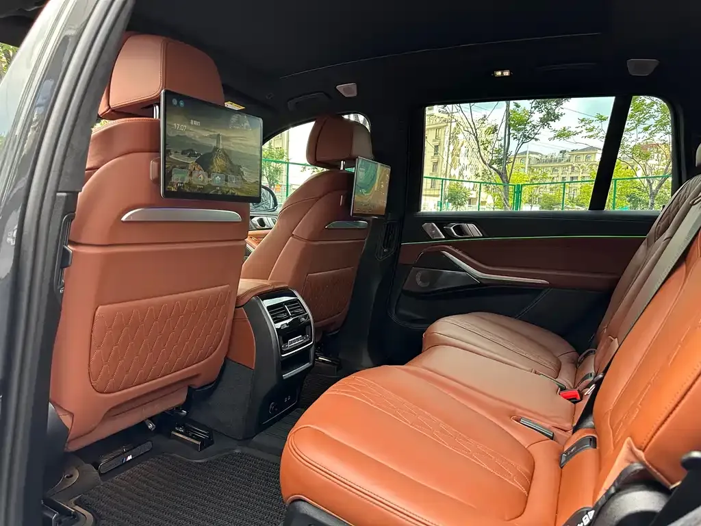 BMW X7 2025 из CN, фото 7