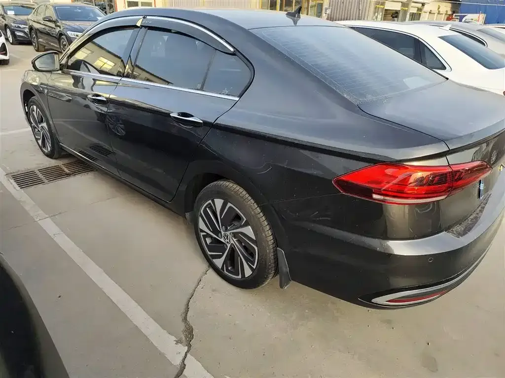 Volkswagen Bora 2023 из CN, фото 9