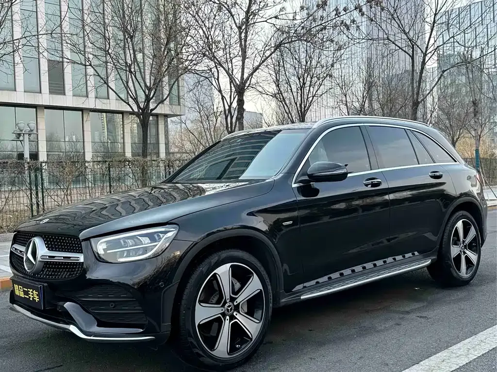Mercedes-Benz GLC — фото 1
