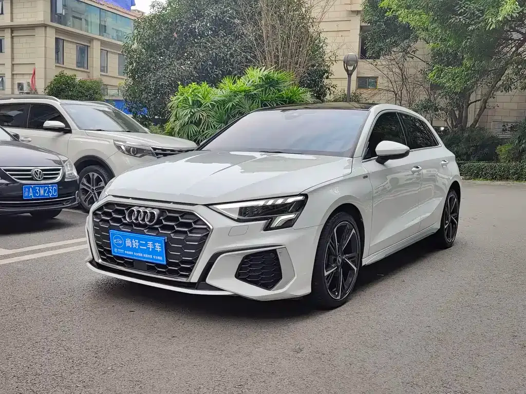 Audi A3 2022 из CN, фото 1