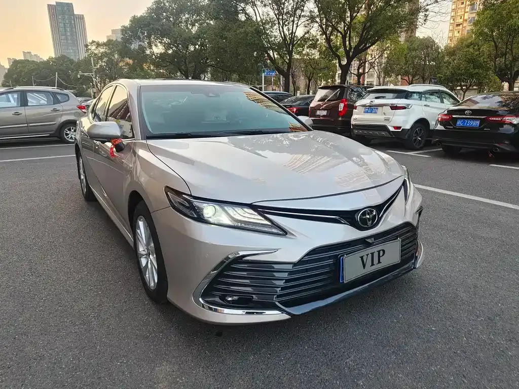 Toyota Camry 2023 из CN, фото 3