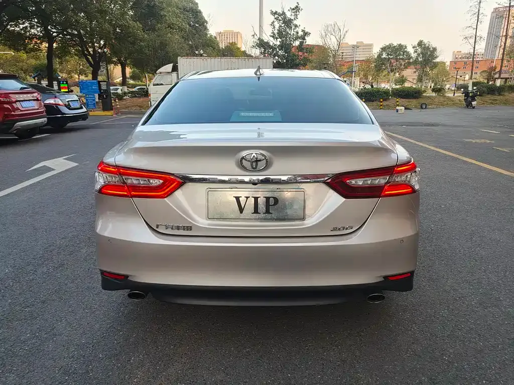 Toyota Camry 2023 из CN, фото 8