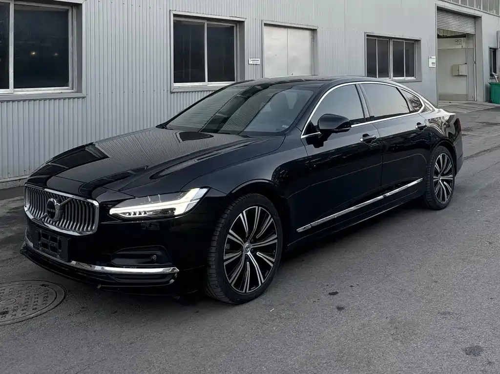 Volvo S90 2022 из CN, фото 1