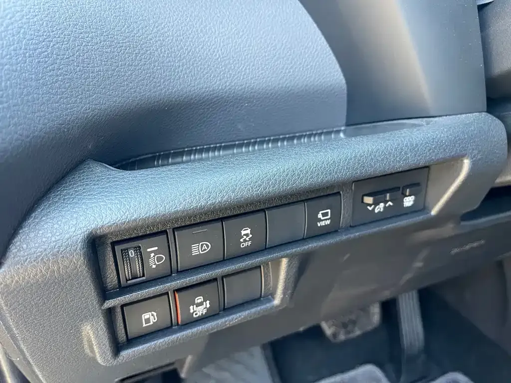 Toyota Sienna — фото 9