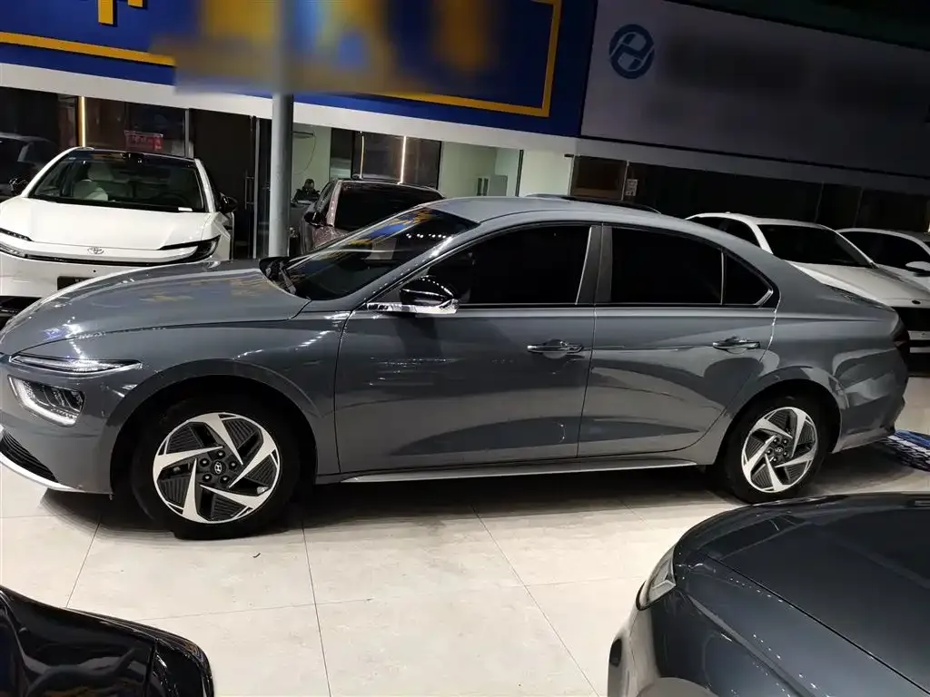 Hyundai Mistra New Energy 2021 из CN, фото 2