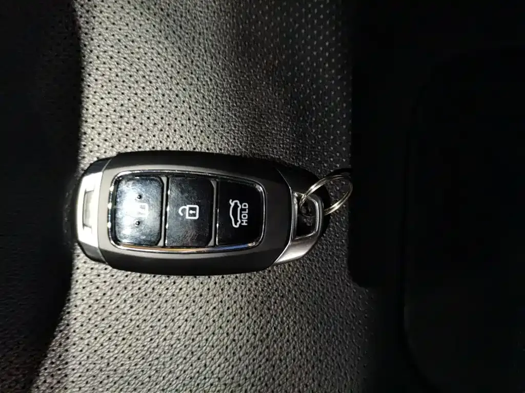 Hyundai Mistra New Energy 2021 из CN, фото 5