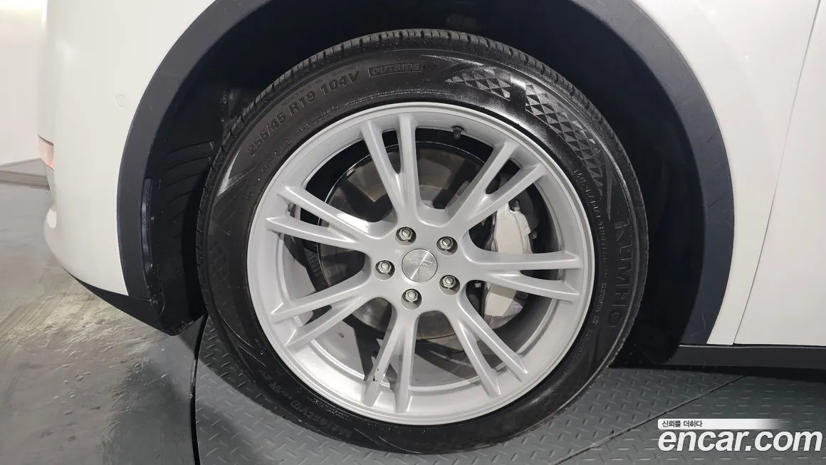 Tesla Model Y 2022 из KR, фото 7