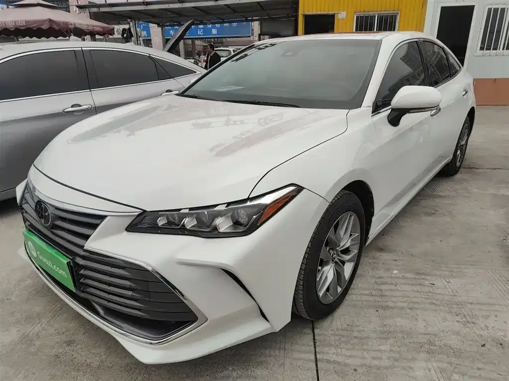 Toyota Avalon 2022 из CN, фото 2