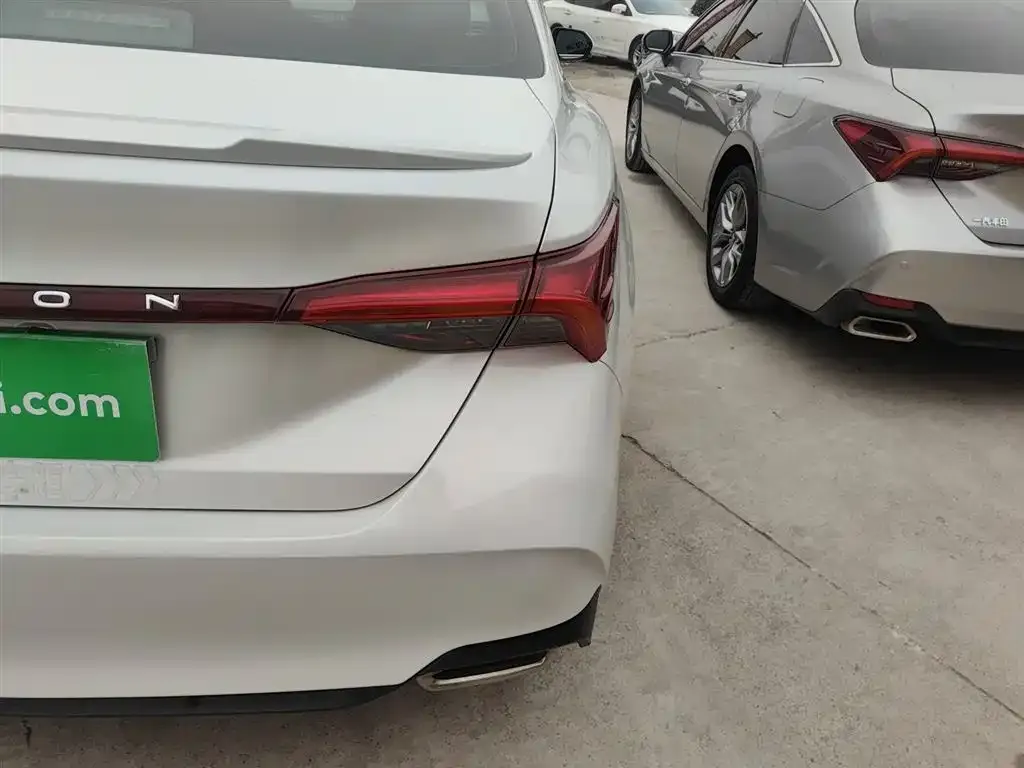 Toyota Avalon 2022 из CN, фото 8