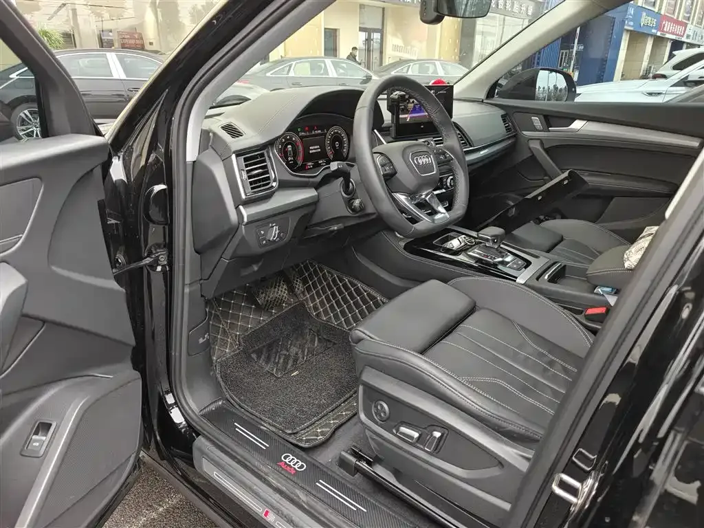 Audi Q5L 2024 из CN, фото 9