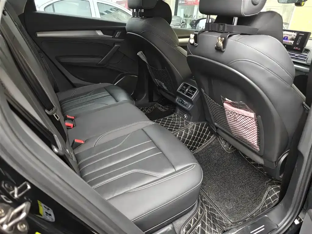 Audi Q5L 2024 из CN, фото 3