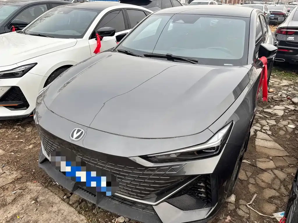 Changan UNI-V 2023 из CN, фото 1