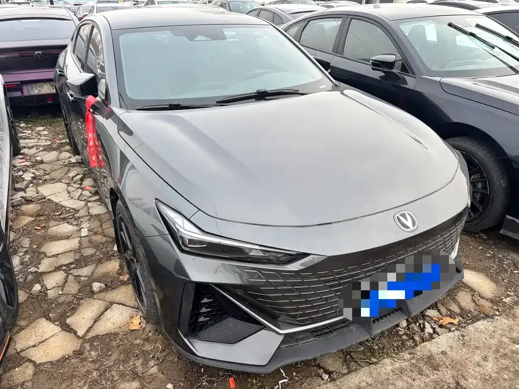 Changan UNI-V 2023 из CN, фото 4